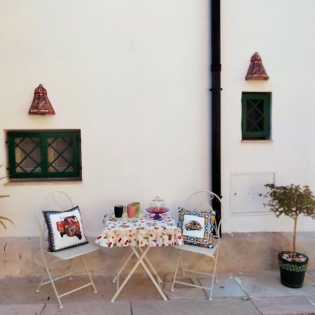 Le Lanterne Di Terrasini Hotel Exterior photo